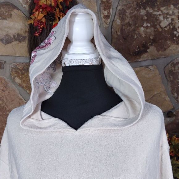 Rue21 Faux Fleece Cropped‎ Floral Embroidered Hoodie Sz S - Picture 6 of 10